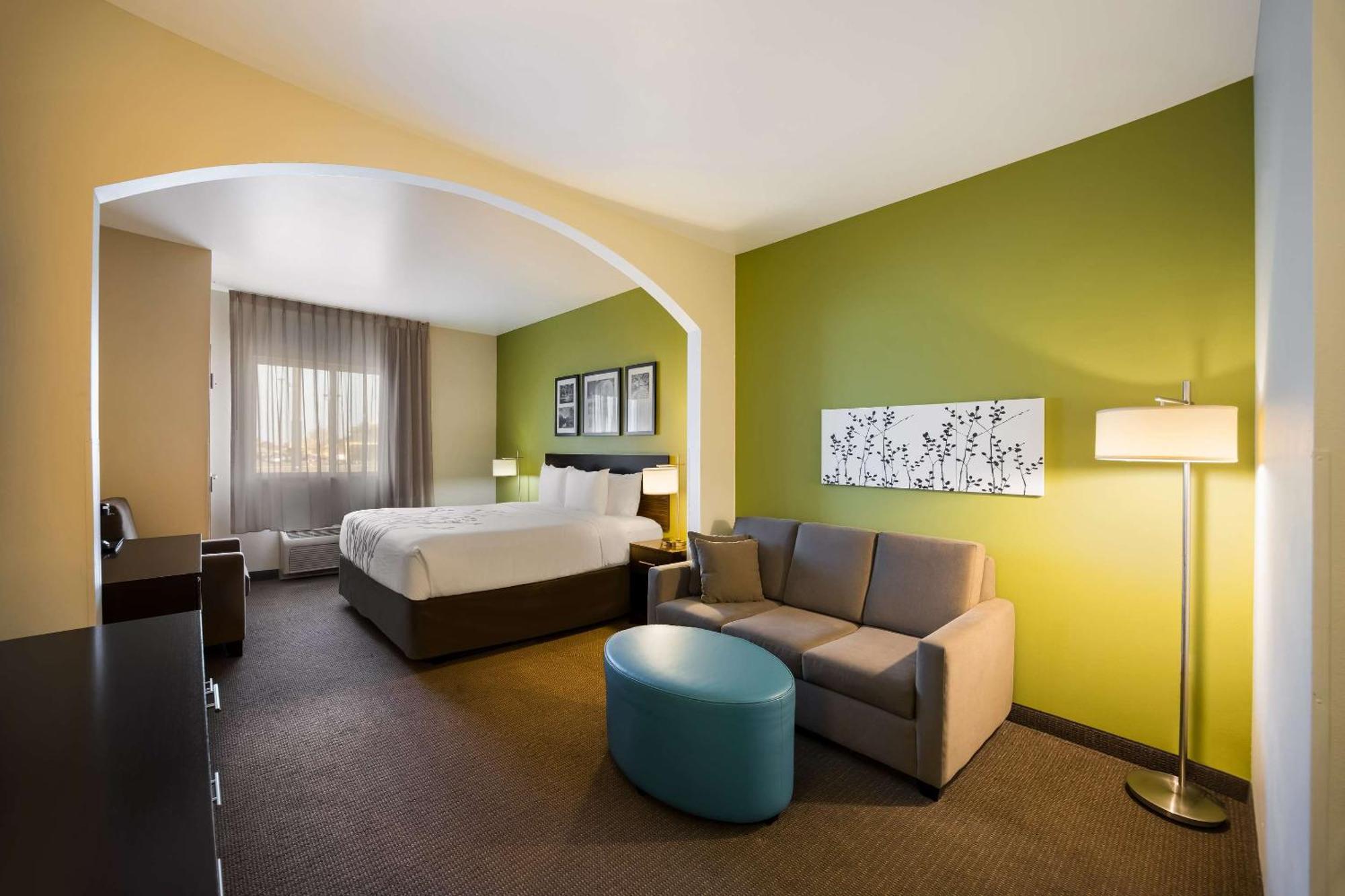 Sleep Inn & Suites Колби Екстериор снимка